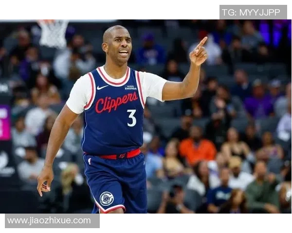 克里斯保罗：从篮球场上的指挥官到传奇巨星的成长之路